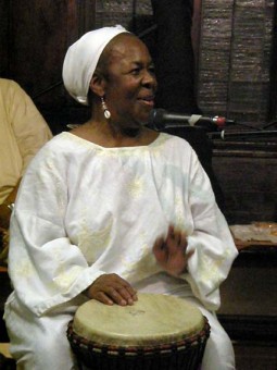 Edwina Lee Tyler, Maestra de Djembé