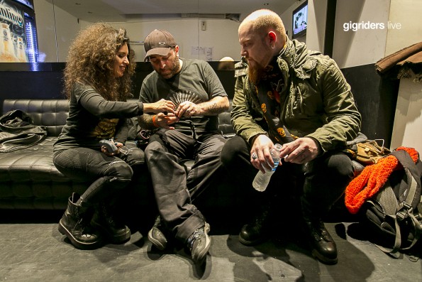 Juanjo, el bricolage,Kolo (900db) y yo.