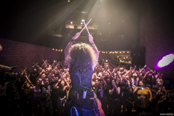 Las chicas están bien por Emma Distilo