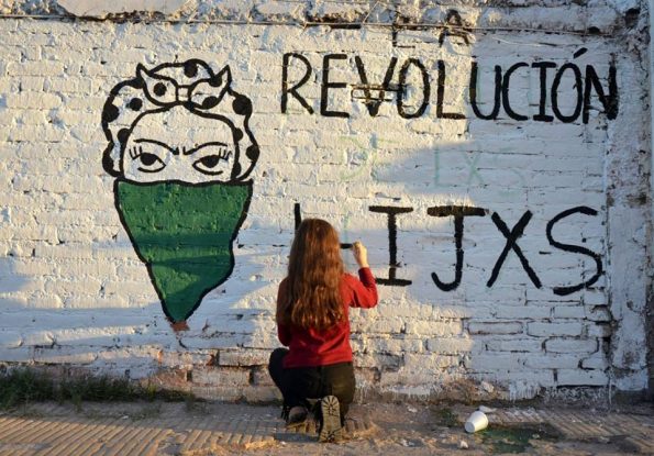 37318015_2131854343513193_1511566967633346560_n